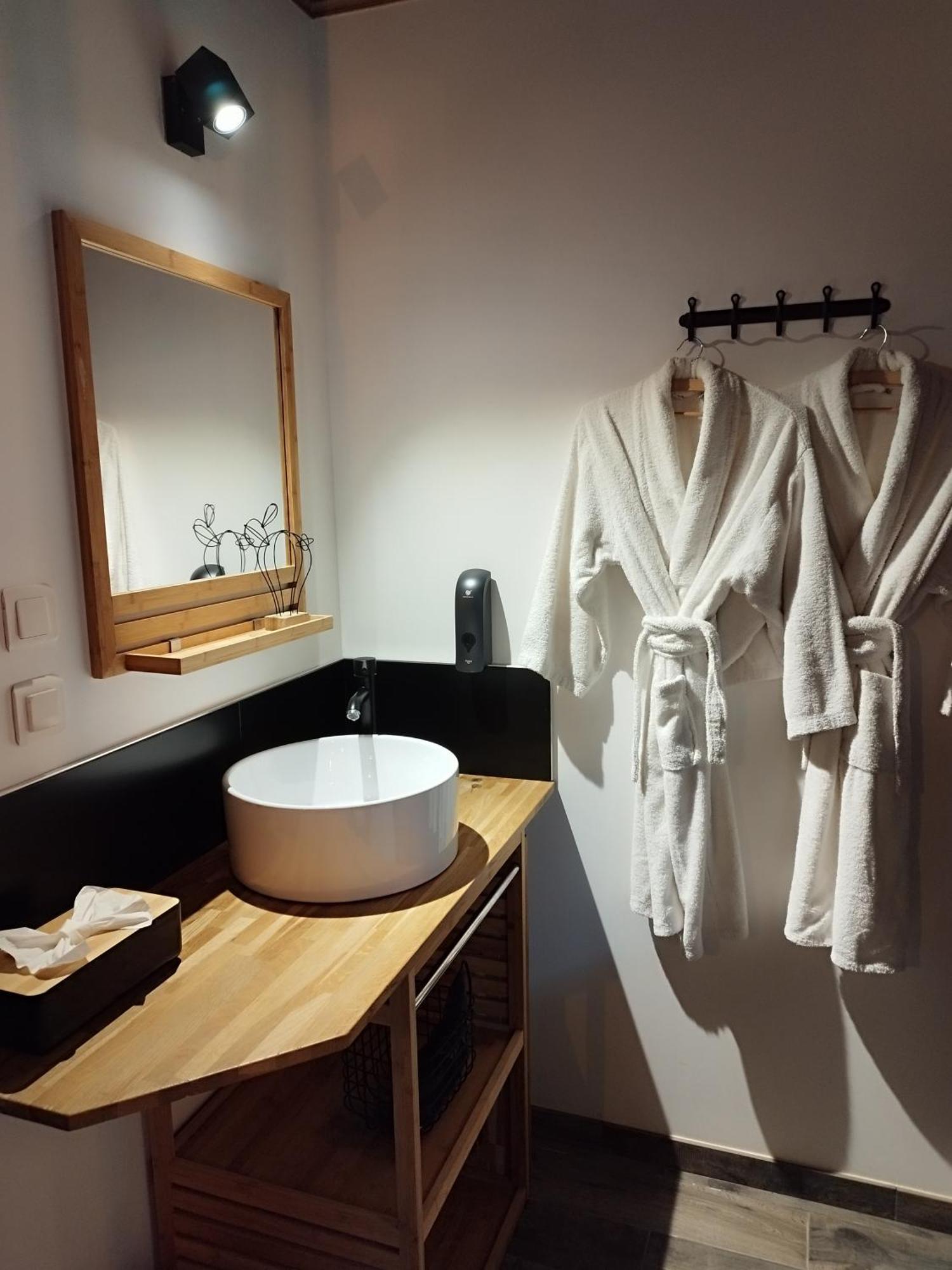 Autrement Spa Avelin Ngoại thất bức ảnh
